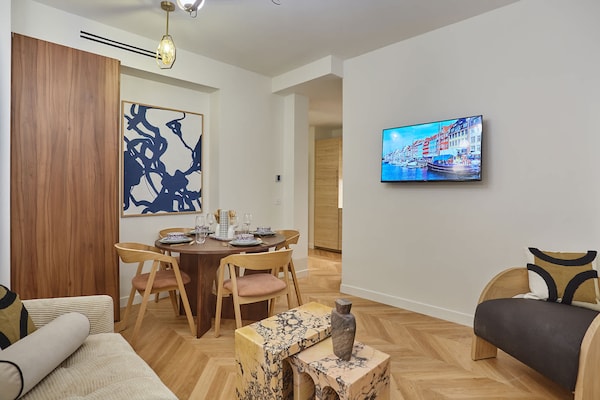 Parijs appartement 4p – vlakbij Sacré-Cœur & Galeries Lafayette - thumbnail 2