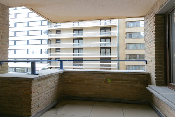Licht appartement in Blankenberge met uitzicht op zee en haven - thumbnail 4