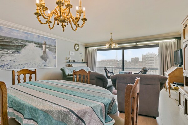 4-persoons appartement met havenzicht in Blankenberge - thumbnail 2