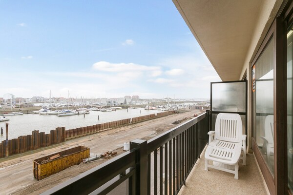 4-persoons appartement met havenzicht in Blankenberge - thumbnail 4
