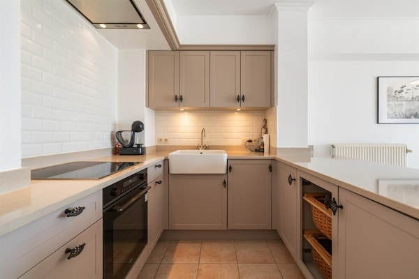 4-persoons appartement met frontaal zeezicht in Blankenberge - thumbnail 3