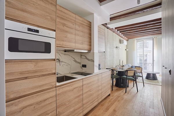 Stijlvol appartement in hartje Parijs nabij Montorgueil - thumbnail 2