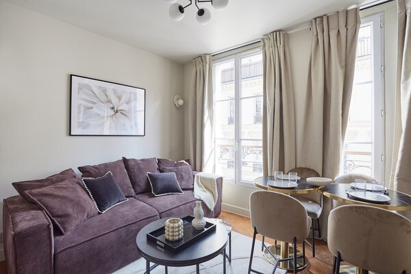 Airco appartement in hartje Parijs, vlakbij Place des Vosges - thumbnail 2