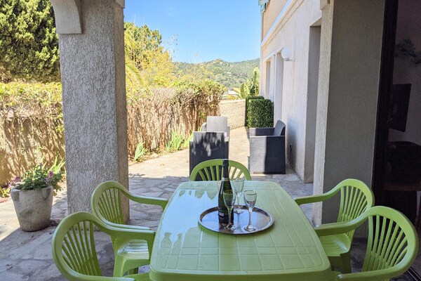 Ruim appartement met zeezicht nabij de Golf van Ajaccio - thumbnail 2
