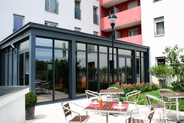Moderne studio in Bioparc Lyon: ontdek stad en gastronomie - thumbnail 1