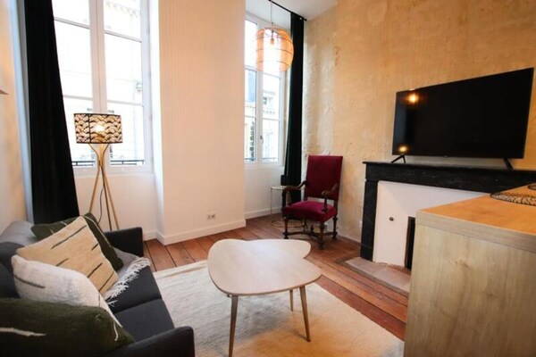 Licht appartement van 55 m² in de Gouden Driehoek van Bordeaux - thumbnail 4