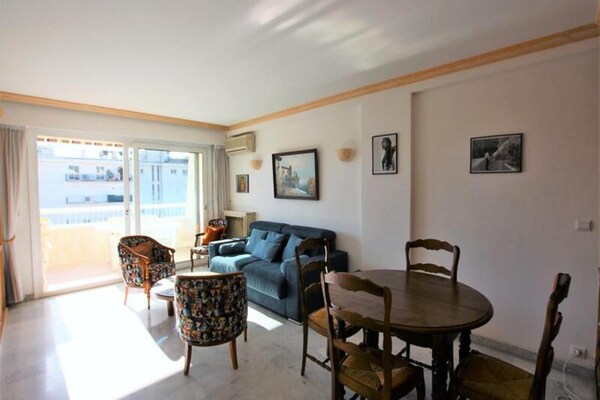 Luxe 5-persoons appartement met airco in hartje Cannes, 200m van La Croisette - thumbnail 4