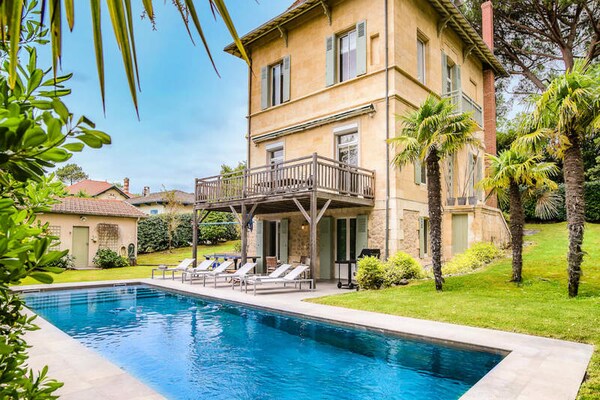 Stijlvolle villa met verwarmd zwembad in de Winterstad van Arcachon voor 12 personen - thumbnail 2