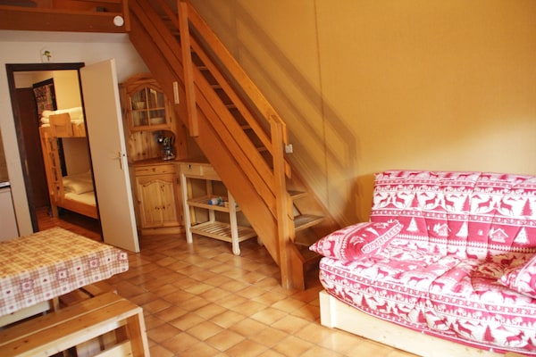Appartement aan het meer met uitzicht op de Alpen in Châtel - thumbnail 3