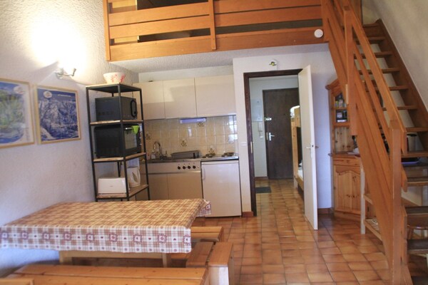 Appartement aan het meer met uitzicht op de Alpen in Châtel - thumbnail 5