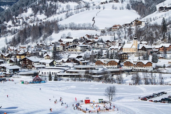 Op 350 m van de piste: Appartement Alpenrose Boutique Top 06 - thumbnail 1