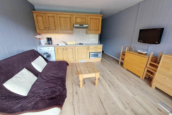 Zonnige studio met bergzicht op 200m van de lift in Châtel - thumbnail 4