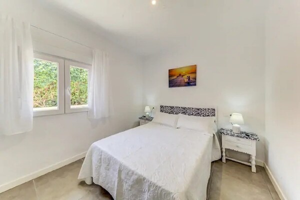 Villa Casa Blanca: Moderne vrijstaande villa bij zee in Port d'Alcudia - thumbnail 4