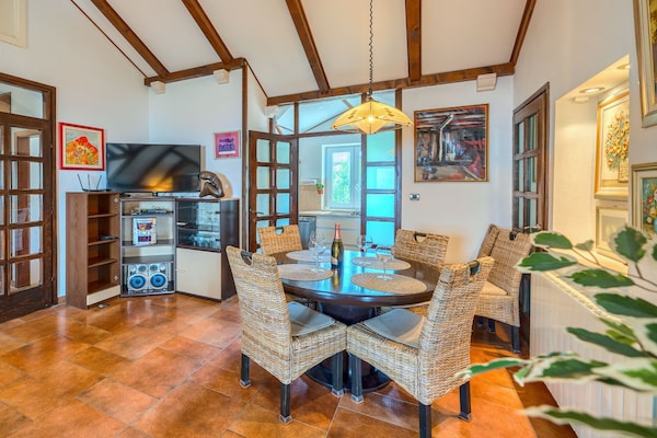 5-persoons appartement aan het strand in Postira - thumbnail 1