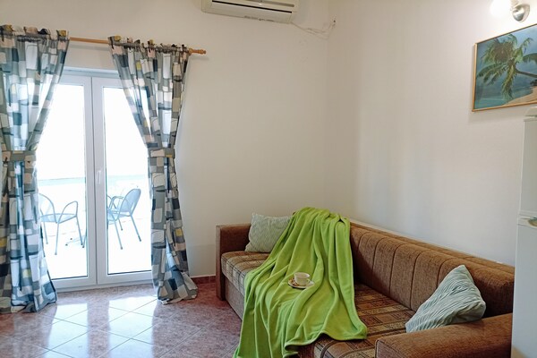 Knus appartement in Senj met dakterras en gedeeld zwembad - thumbnail 4