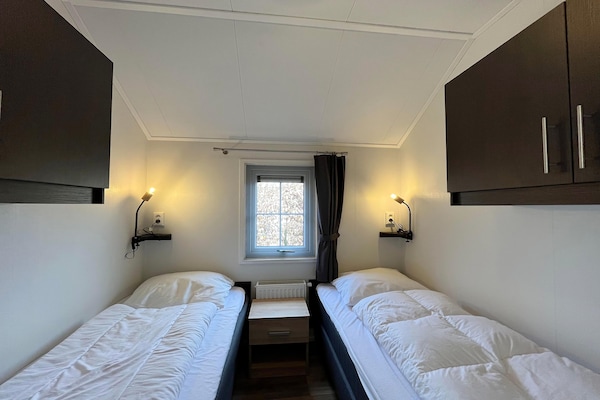 Boerderijchalet aan het Sneekermeer | 3 slaapkamers, eigen aanlegsteiger - thumbnail 5