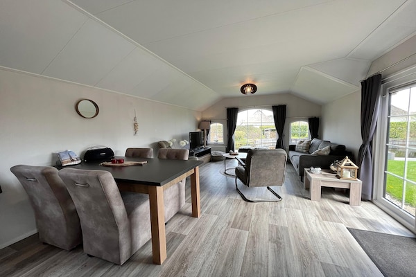 Boerderijchalet aan het Sneekermeer | 3 slaapkamers, eigen aanlegsteiger - thumbnail 3