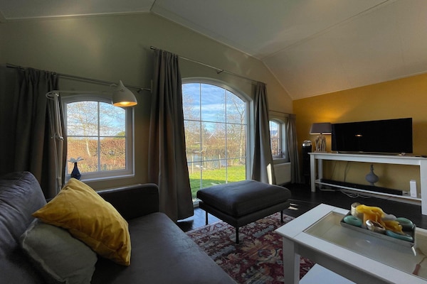 Gelijkvloers boerderijchalet met aanlegsteiger aan Friese meren - thumbnail 5