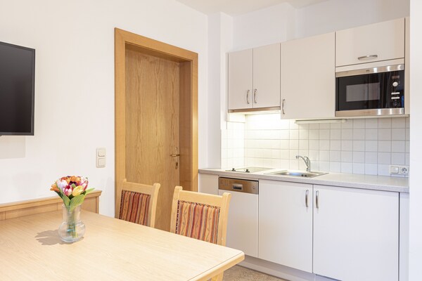 Luxe appartement op golfresort in Reith bei Kitzbühel voor 3 personen - thumbnail 4