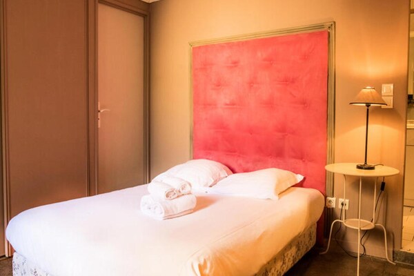 Authentiek bourgeois-appartement aan Place de la Canourgue, Montpellier - thumbnail 4