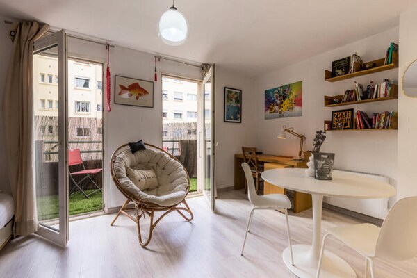 Knusse studio met balkon op loopafstand van centrum Montpellier - thumbnail 1