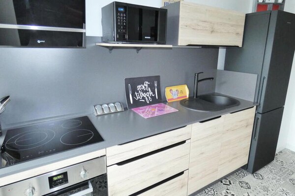 Gerieflijk 3*-appartement met garage in hartje Aix-les-Bains - thumbnail 3