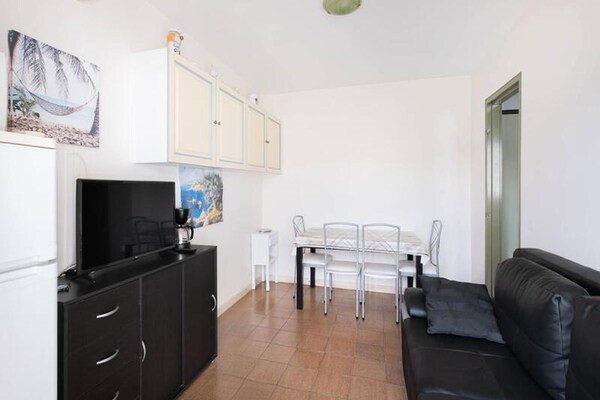 Licht appartement op 100 meter van het strand in Le Grau du Roi - thumbnail 4