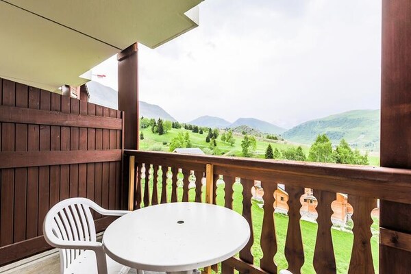 Knus appartement voor 5 personen met balkon en uitzicht in Huez - thumbnail 6
