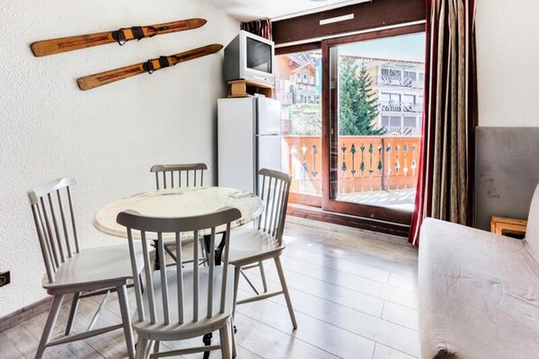 Studio 4 pers. aan de piste in Alpe d'Huez – huisdier welkom - thumbnail 6