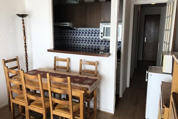 Knusse studio op de piste in Huez – 4 persoons appartement met balkon - thumbnail 5