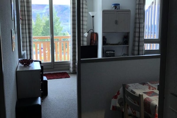 Appartement aan de piste in Huez met zuidbalkon en skiberging - thumbnail 4