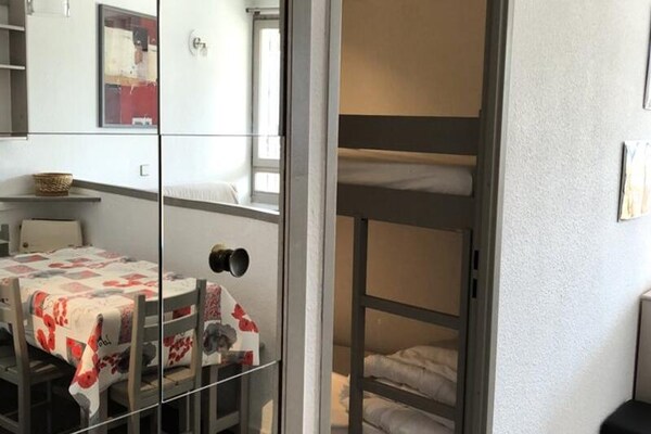 Appartement aan de piste in Huez met zuidbalkon en skiberging - thumbnail 5