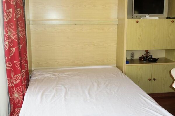 Knus studio-appartement op de piste in Huez met zuidbalkon - thumbnail 3