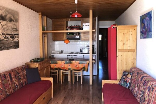 Studio-appartement op 100 meter van de piste in Huez - thumbnail 2