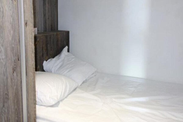 Gerenoveerd studio-appartement direct aan de piste in Huez - thumbnail 2