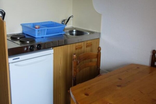 Compacte studio in Huez, direct tegenover de Alpe Express skilift - thumbnail 5