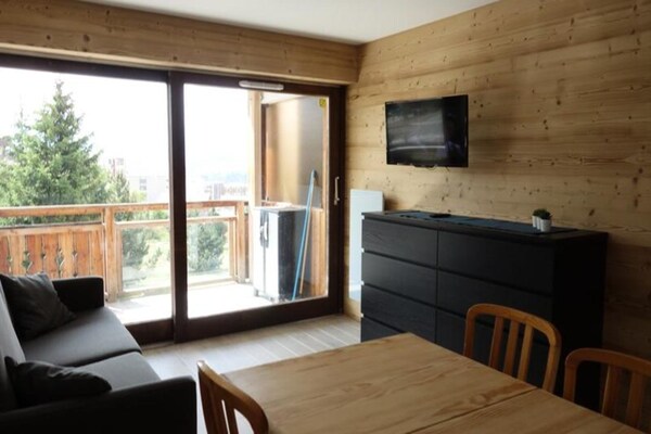 Studio aan de piste in Huez met balkon op het zuiden - thumbnail 4
