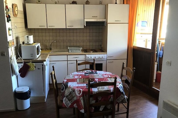 Knus appartement voor 6 aan de voet van de Alp Express in Huez - thumbnail 1