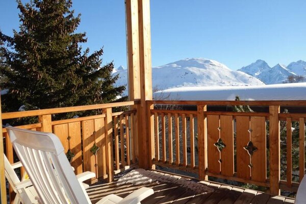 Sfeervol studio-appartement voor 5 personen, direct aan de piste in Huez - thumbnail 2
