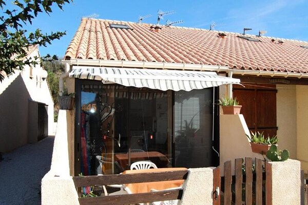 Knusse studio-maisonnette op 50m van het meer in Leucate - thumbnail 1