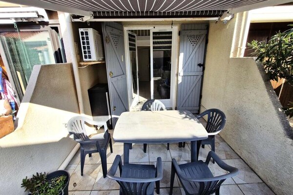 Knusse studio-maisonnette op 50m van het meer in Leucate - thumbnail 2