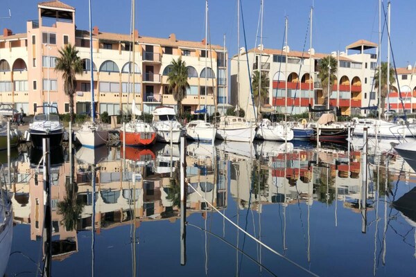 Appartement aan zee in Leucate met adembenemend uitzicht op de Middellandse Zee - thumbnail 1