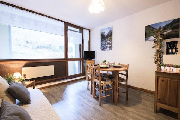 Knus appartement voor 4 personen met balkon vlakbij de lift in Saint Lary - thumbnail 3