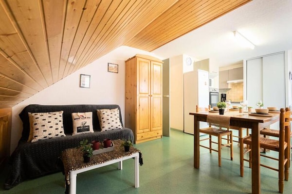 Ruim 4-slaapkamerappartement op 53m² met zonnig balkon en uitzicht op Pla d'Adet - thumbnail 1