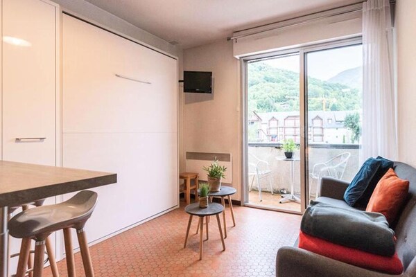 Knusse studio voor 4 in St Lary Soulan, vlakbij centrum en skilift - thumbnail 2