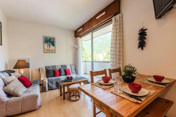 Zuidgericht appartement met panoramisch Pyreneeën uitzicht in Saint Lary - thumbnail 3