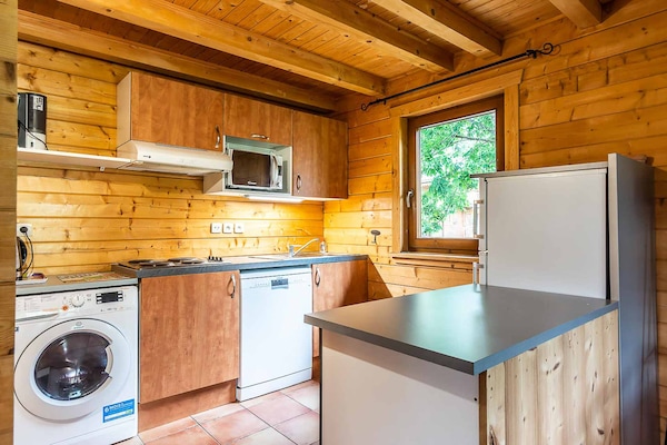Ruim appartement voor 10 personen nabij de piste in Morillon - thumbnail 4