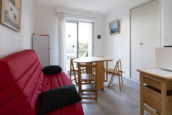 Licht appartement op 200m van strand met zwembad in Agde - thumbnail 2