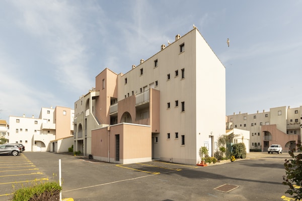 Licht appartement op 200m van strand met zwembad in Agde - thumbnail 1