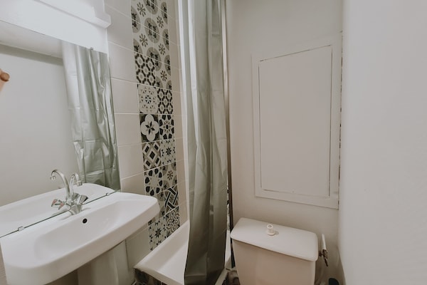 Knus studio-appartement op de piste in Les Deux Alpes met balkon - thumbnail 6